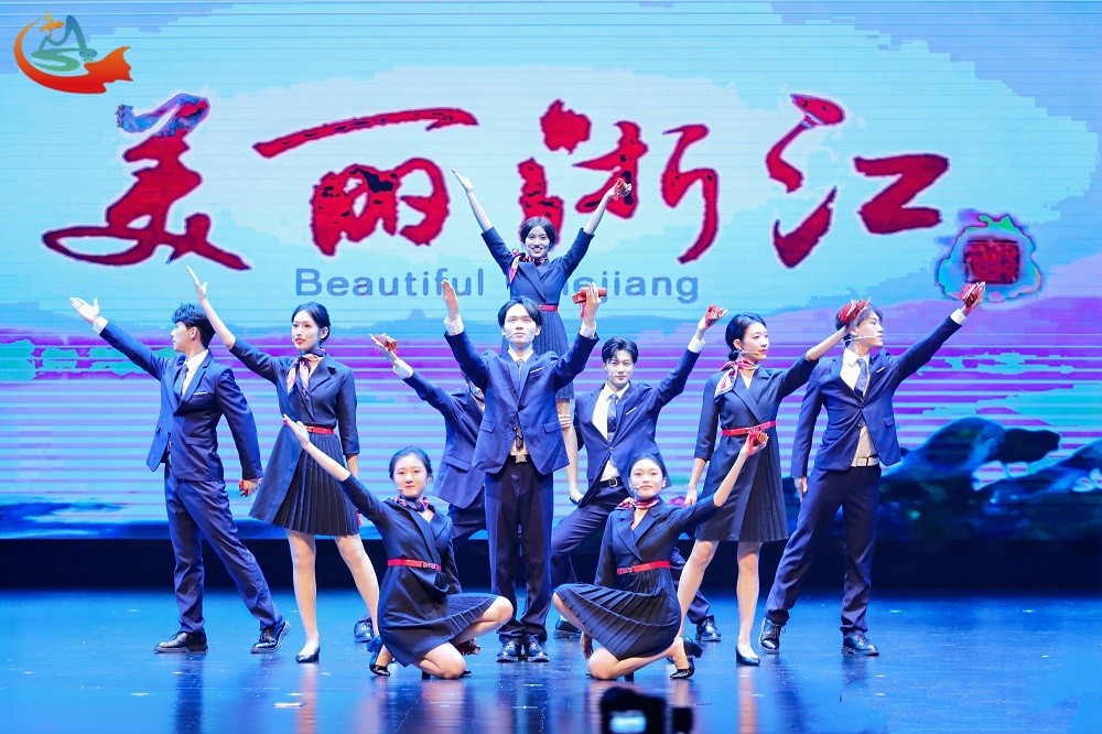 “藕花洲”上演艺术盛宴 原创快板绘就浙江共富新画卷