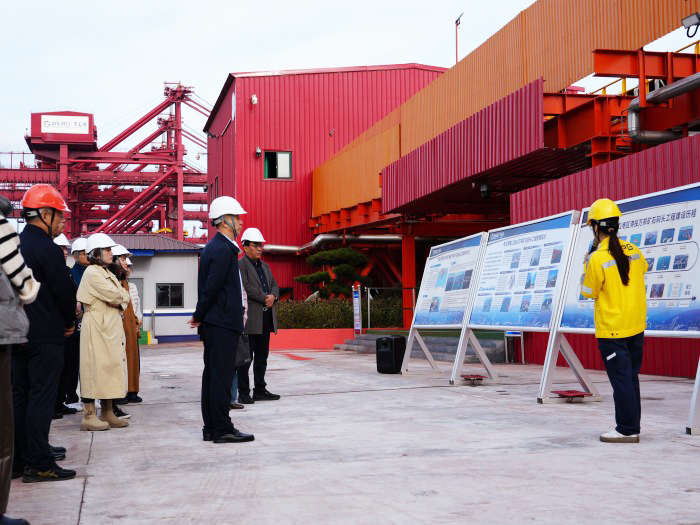 074199fd9a1b5d98a2a0ef55b975ba43.jpg 074199fd9a1b5d98a2a0ef55b975ba43.jpg