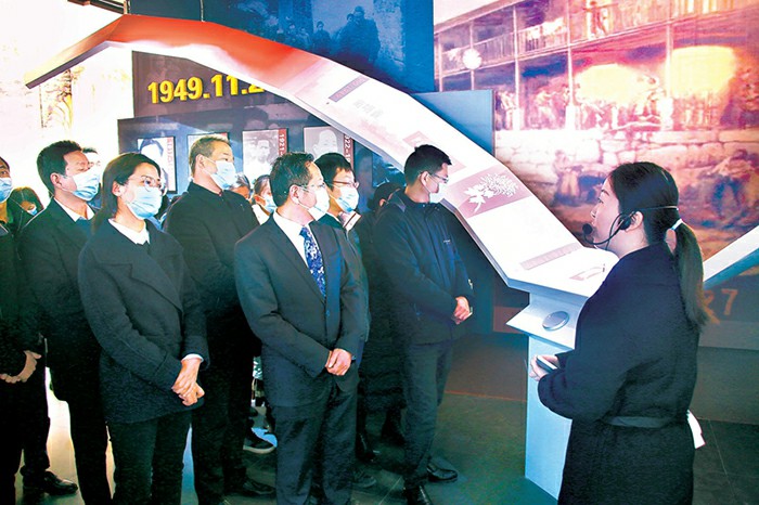 4d13eea688103bf580224a22875bc3ee.jpg 4d13eea688103bf580224a22875bc3ee.jpg