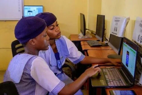 7ae92f42640dafdd7a42c42f130154ea.jpg 7ae92f42640dafdd7a42c42f130154ea.jpg