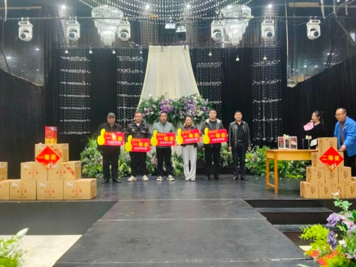 81a35905c1b044a7719affa2b89ec2f7.jpg 81a35905c1b044a7719affa2b89ec2f7.jpg