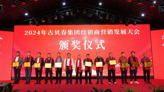 bac21c5b3ec3c29f10bb402569d78543.jpg bac21c5b3ec3c29f10bb402569d78543.jpg