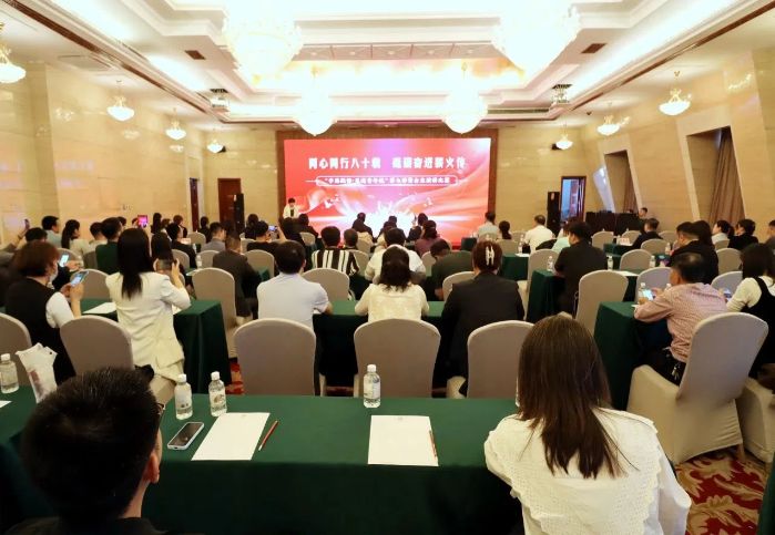 d436cb06a1b10c53624ab4df0cec4754.jpg