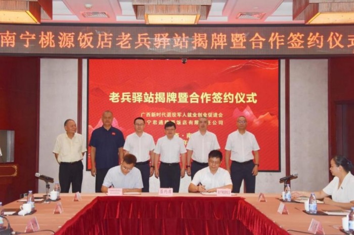 e348d9193a18f847d60ae97deb40ee72.jpg e348d9193a18f847d60ae97deb40ee72.jpg