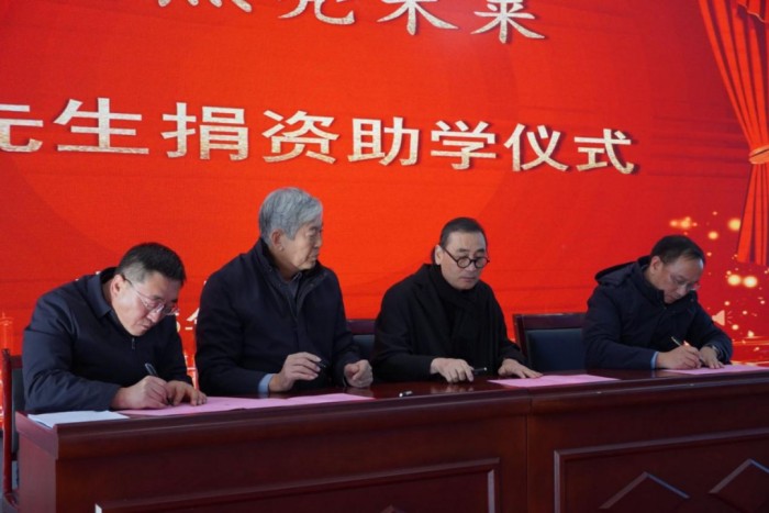 f5ebbb56f5c5a5663f127d8faccb86f6.jpg f5ebbb56f5c5a5663f127d8faccb86f6.jpg